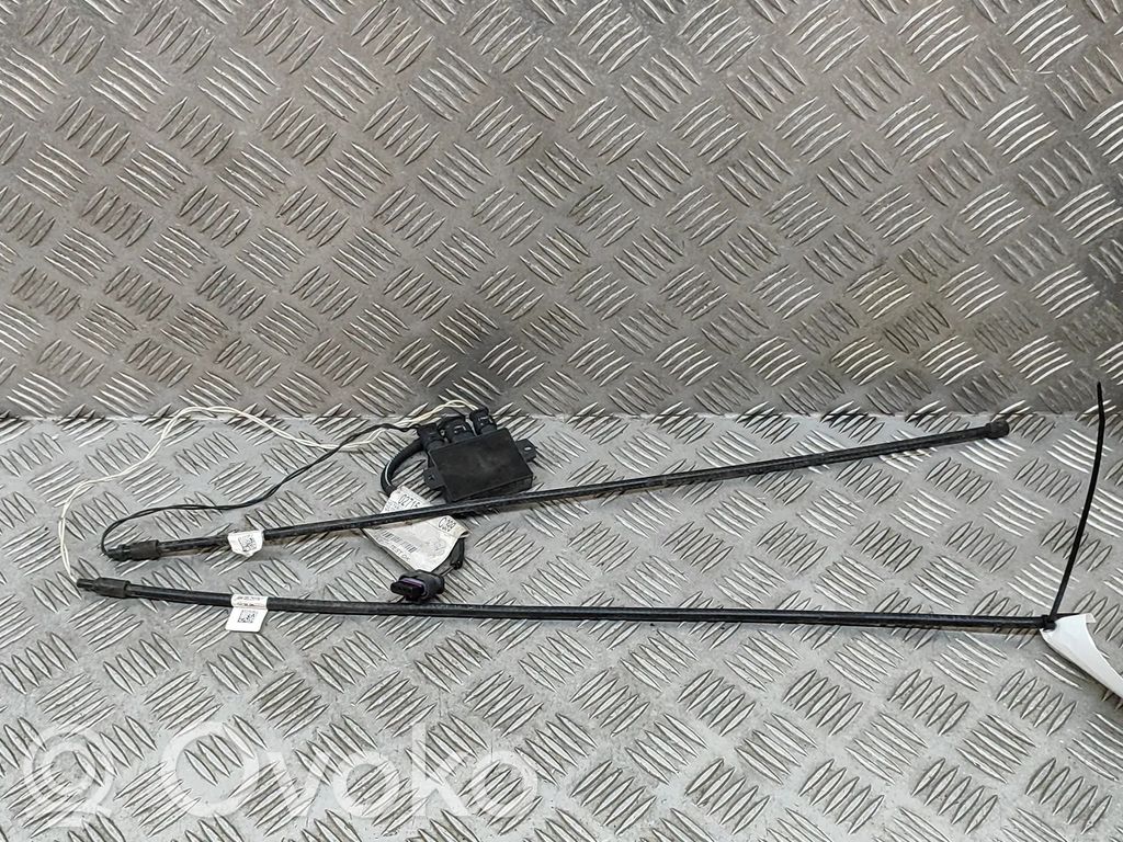 Unité de commande / module de hayon   E05496102,C62967101,670034376
