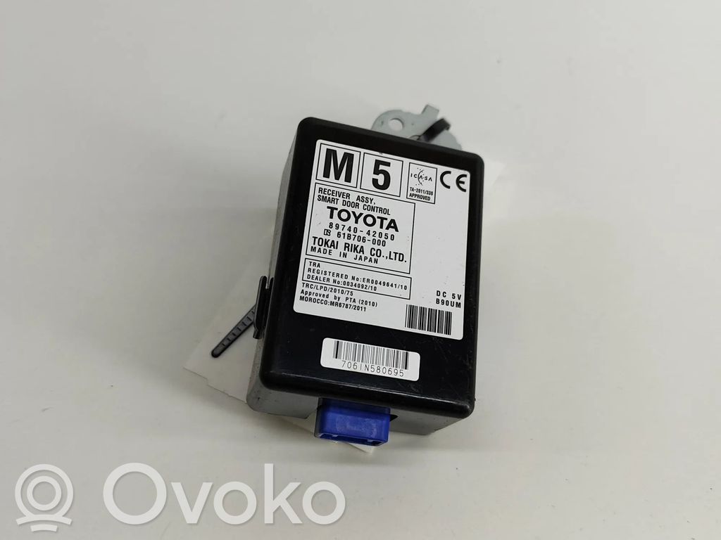Toyota RAV 4 (XA40) Moduł / Sterownik systemu uruchamiania bezkluczykowego 