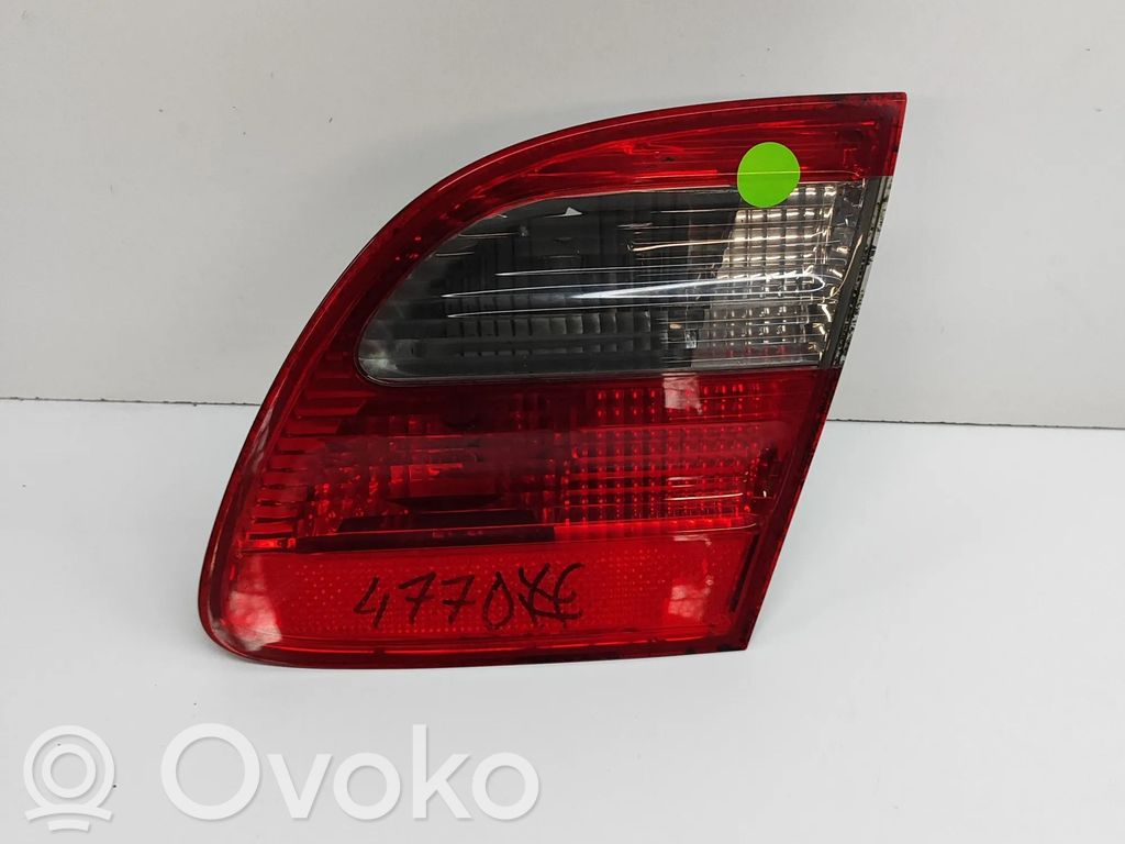 Mercedes-Benz E W211 Luci posteriori del portellone del bagagliaio 