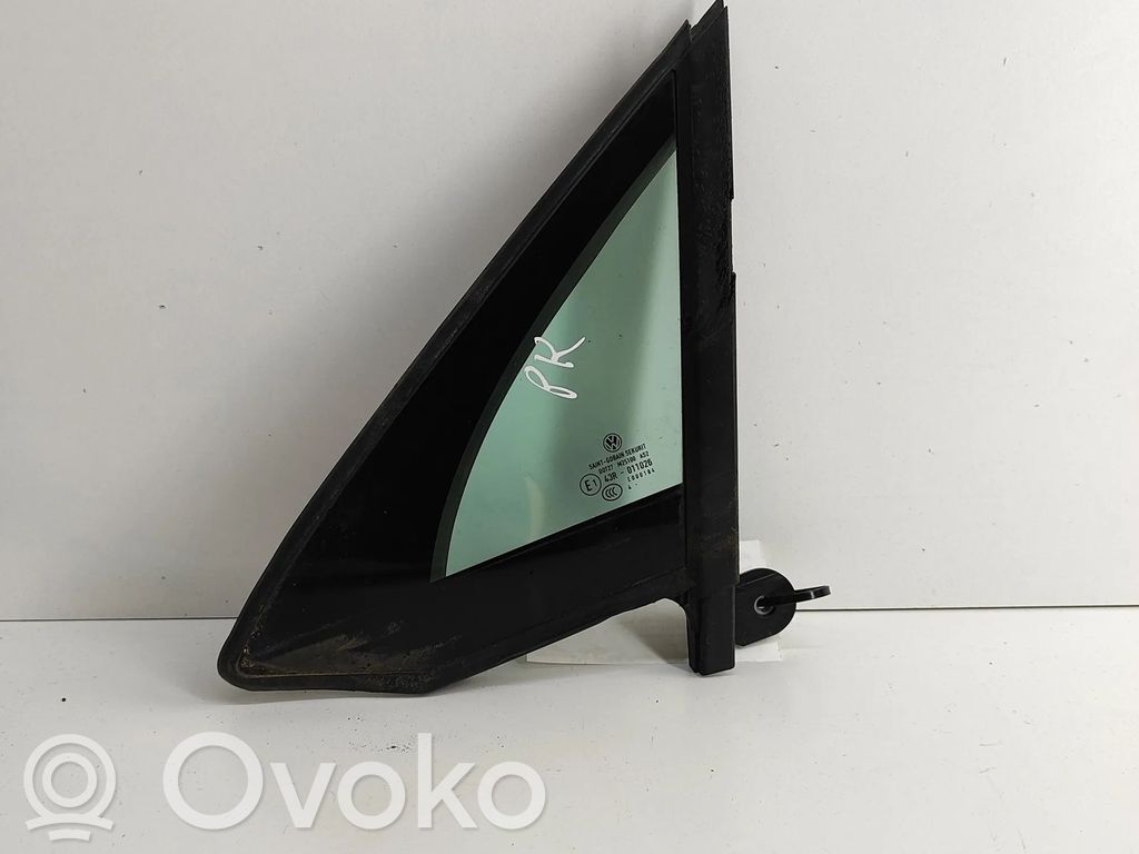 Volkswagen PASSAT B8 Fenêtre latérale avant / vitre triangulaire (4 portes)