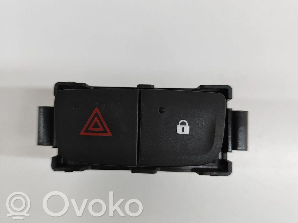 Opel Vivaro A set of switches 