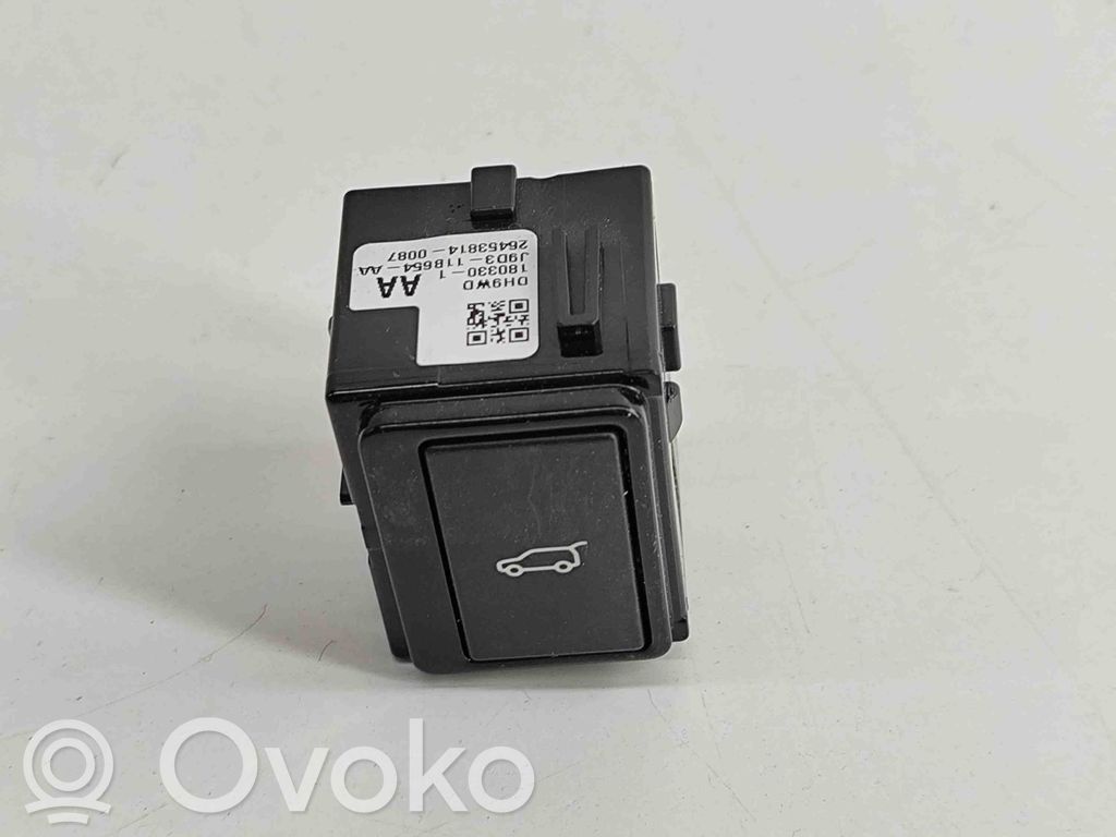 Botón interruptor de maletero abierto   J9D311B654AA