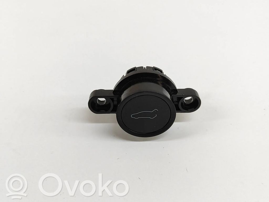 Tailgate/boot open switch button   150190700C