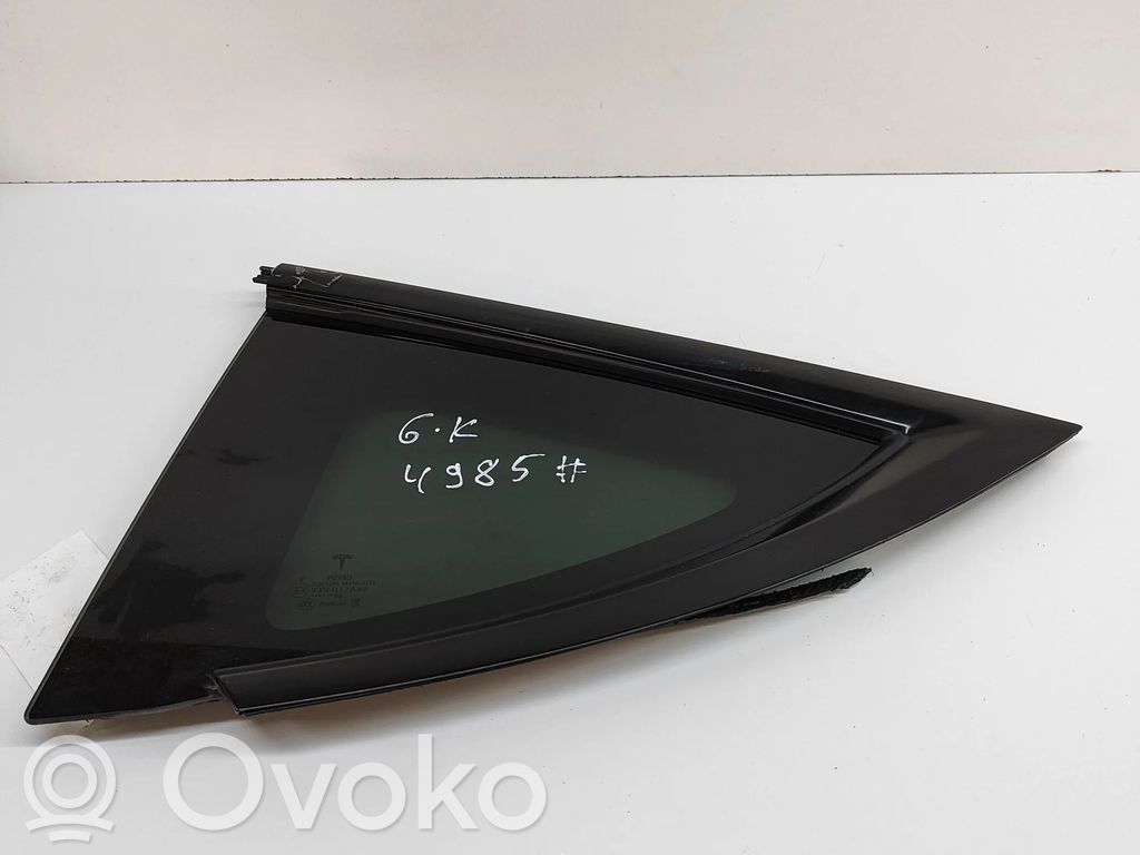 Tesla Model Y Szyba karoseryjna tylna 