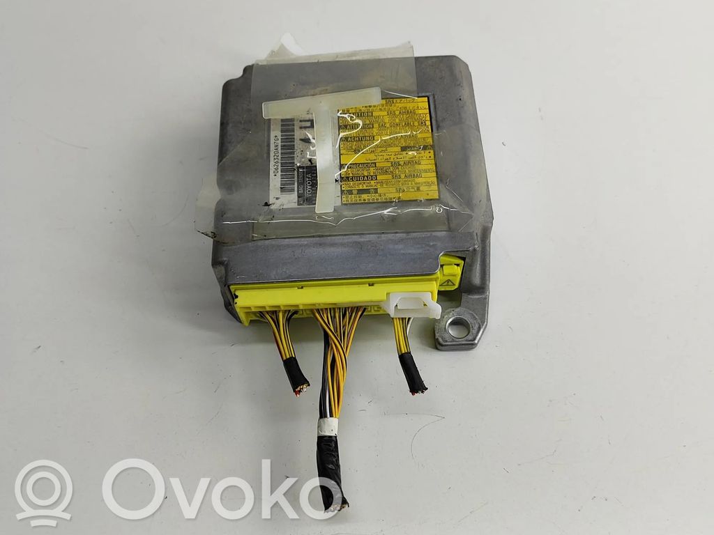 Toyota Prius (XW50) Unidad de control/módulo del Airbag 
