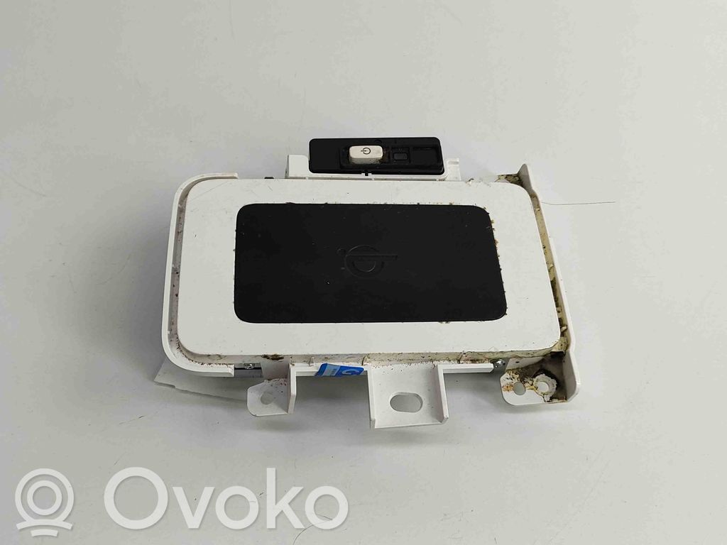 Toyota Prius (XW50) Module de charge sans fil 