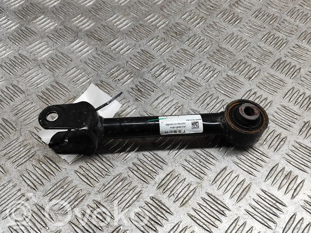 Basculă superioară spate   118843100A
