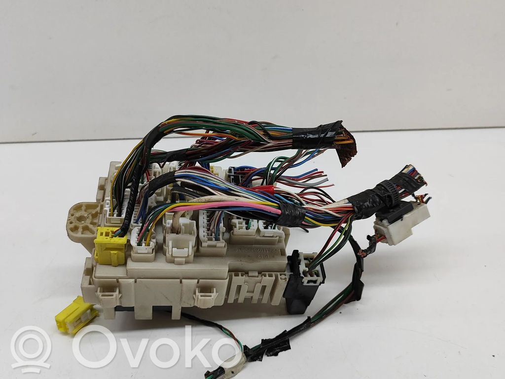 Isuzu D-Max Fuse module 