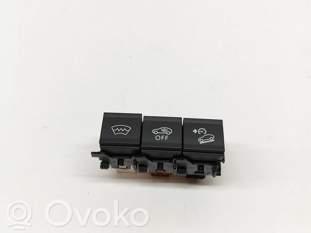 Jeep Avenger A set of switches 