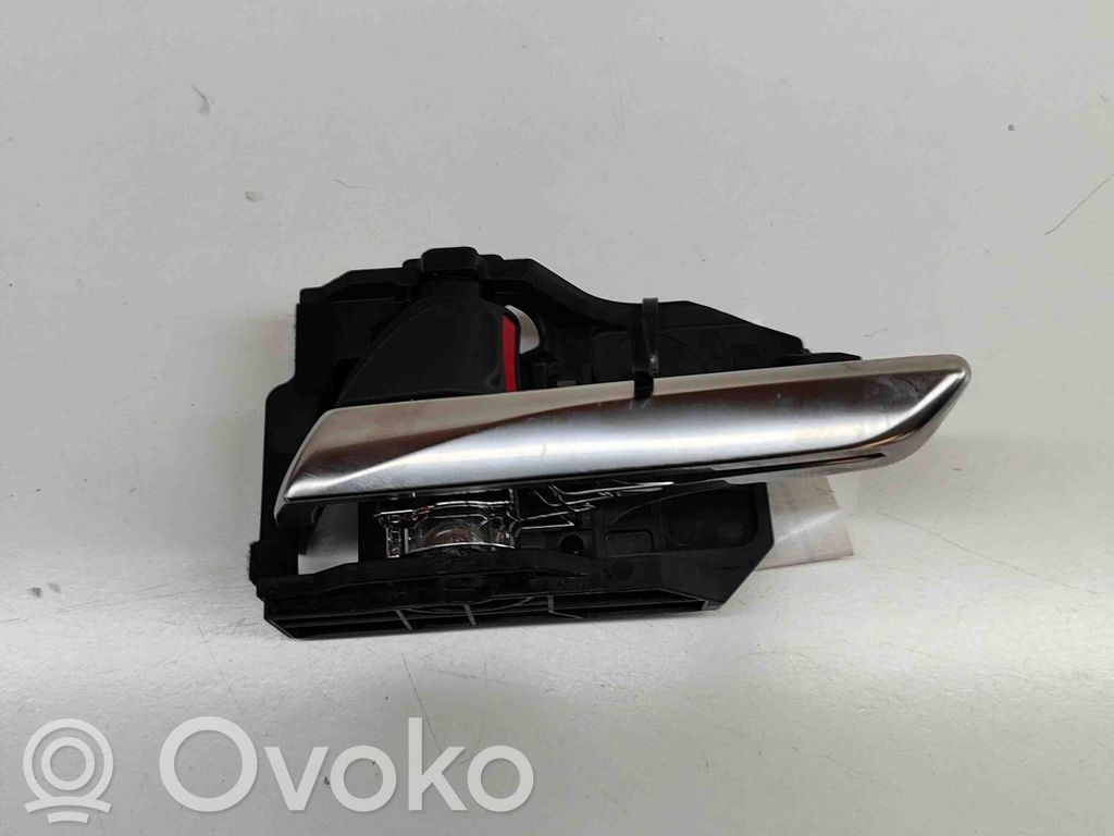 Mazda CX-30 Front door interior handle 
