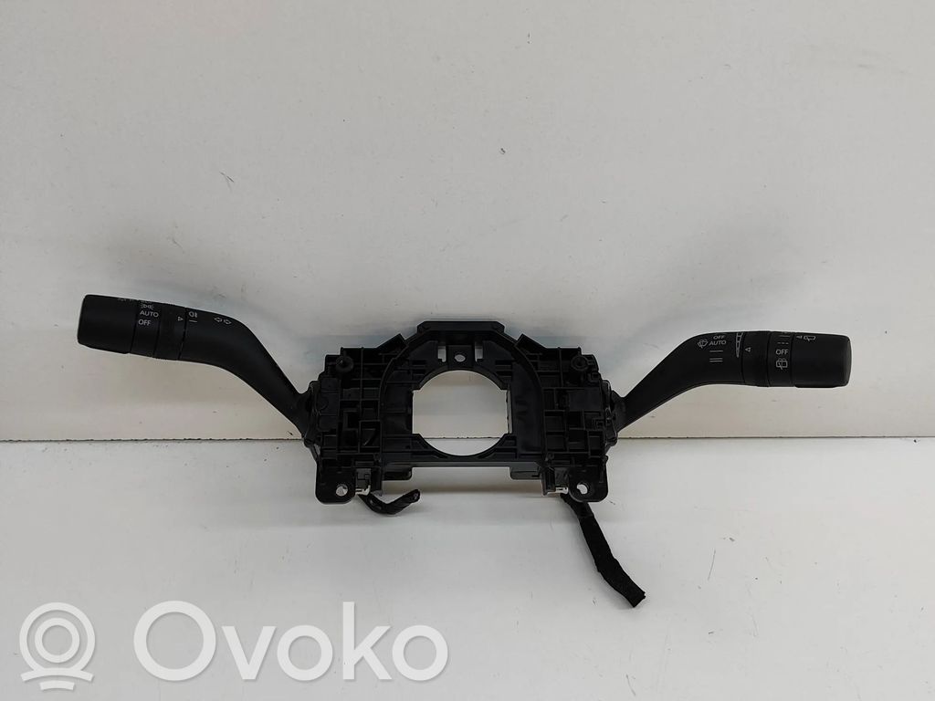 Mazda CX-30 Palanca de intermitentes 