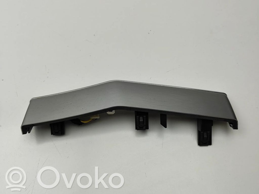 Volvo XC90 Dashboard glove box trim 