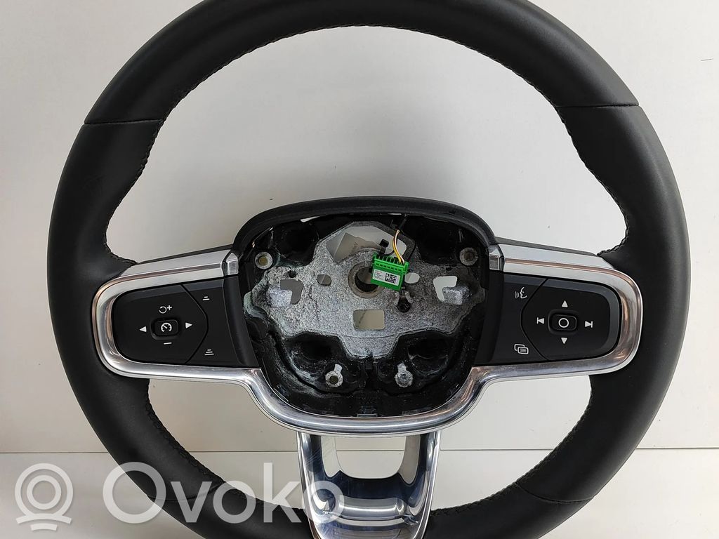 Volvo XC40 Ohjauspyörä 