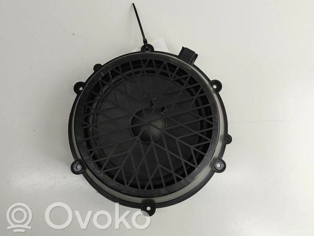 Porsche Cayenne (92A) Front door speaker 