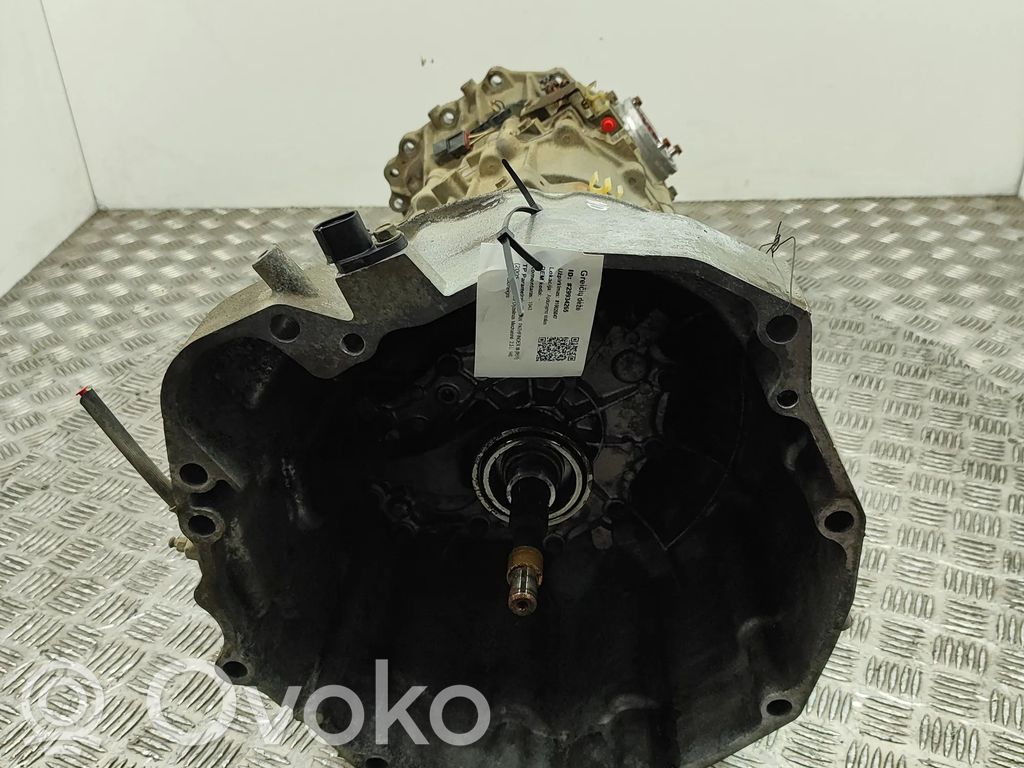 Nissan Pathfinder R51 Scatola del cambio manuale a 6 velocità