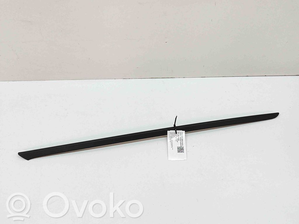 Audi Q4 Sportback e-tron Windshield trim 