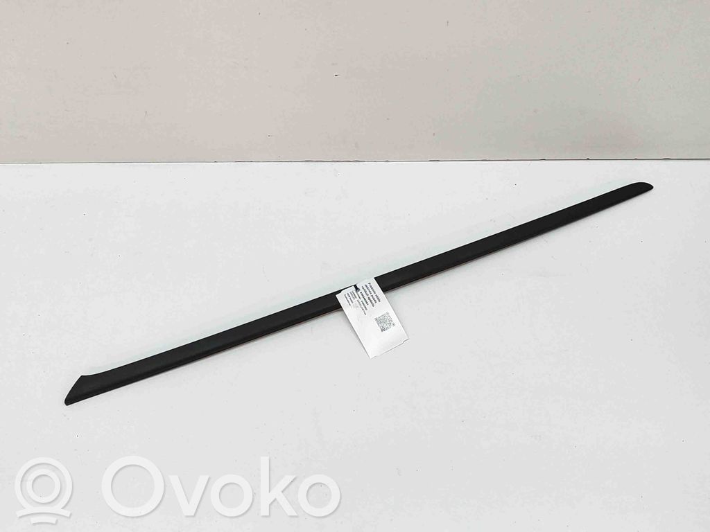 Audi Q4 Sportback e-tron Windshield trim 
