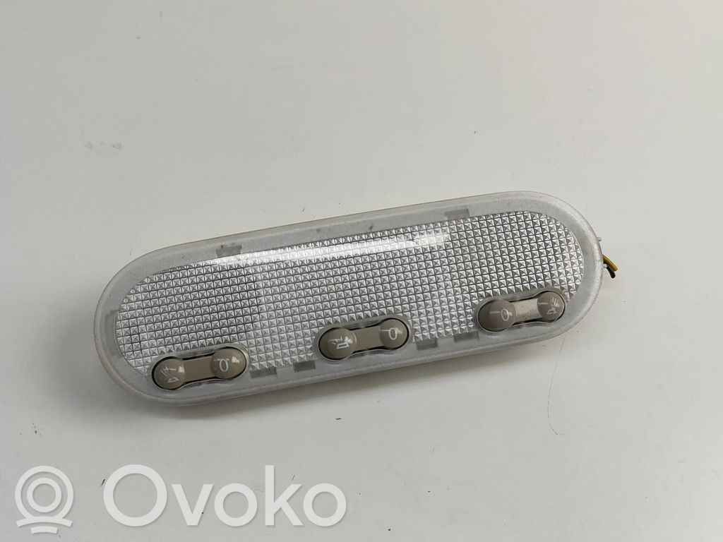 Nissan Juke I F15 Illuminazione sedili anteriori 