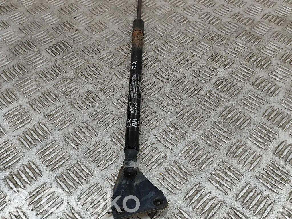 KIA Soul Tailgate/trunk strut/damper 