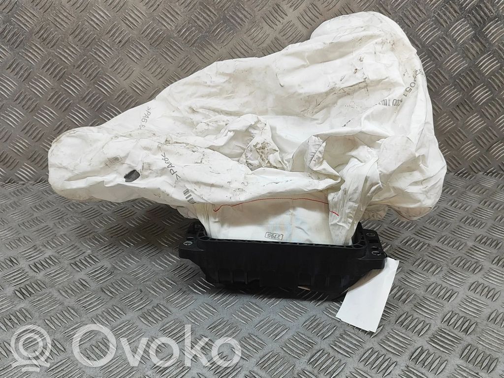 Audi Q3 F3 Poduszka powietrzna Airbag pasażera 