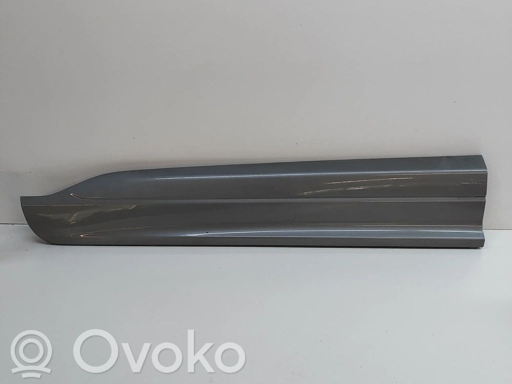 Ford Kuga III Etuoven lista (muoto) 
