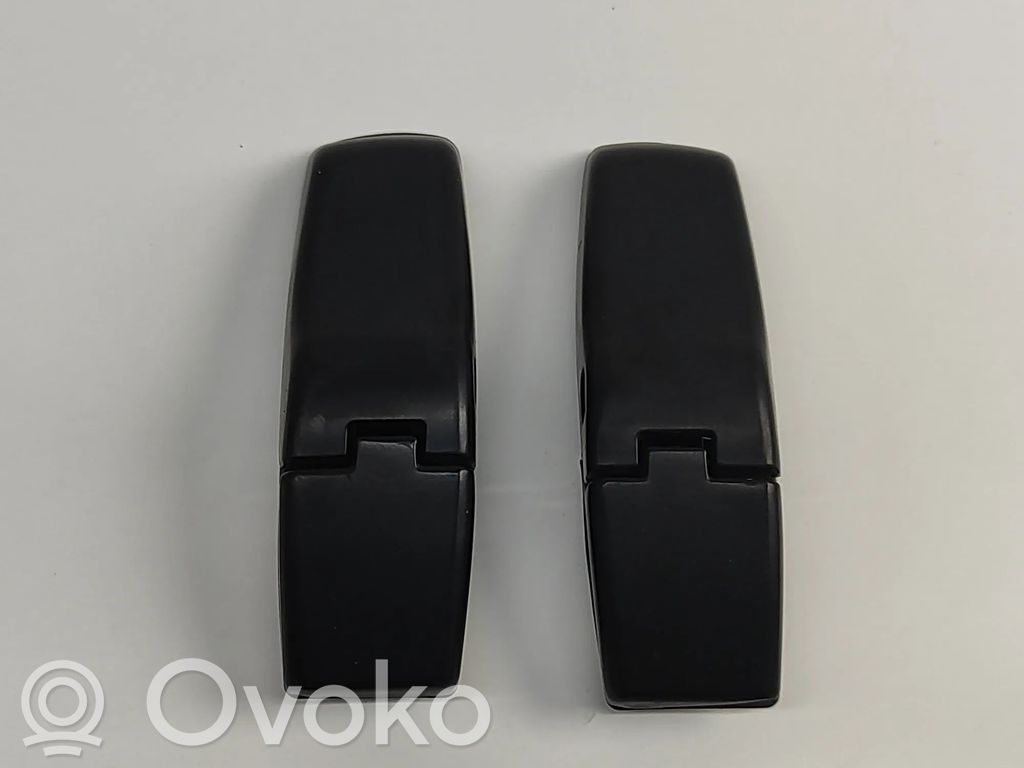 Chevrolet Captiva Other body part 