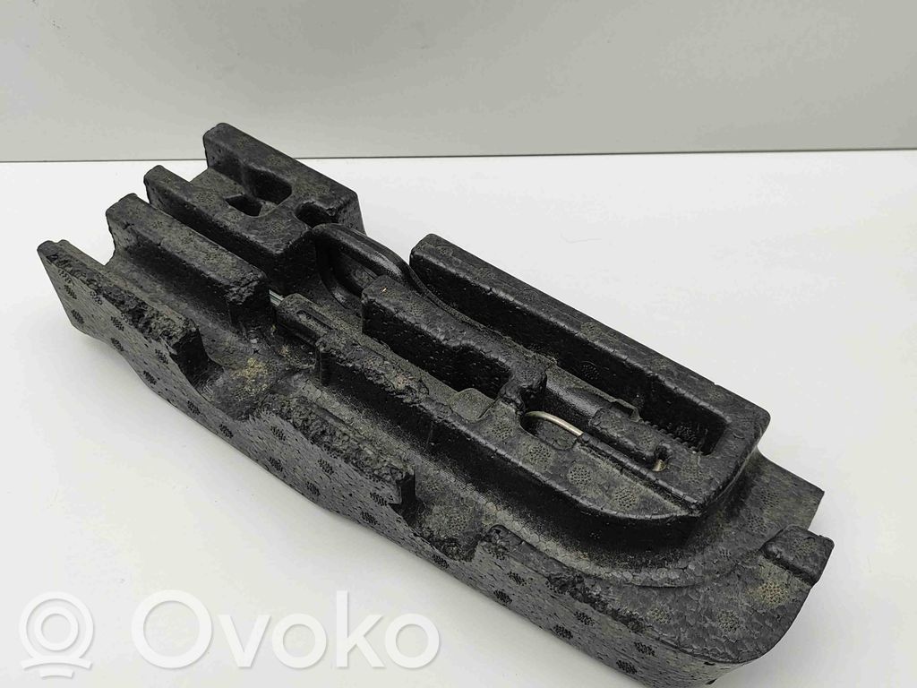 Volkswagen Caddy Tool set 