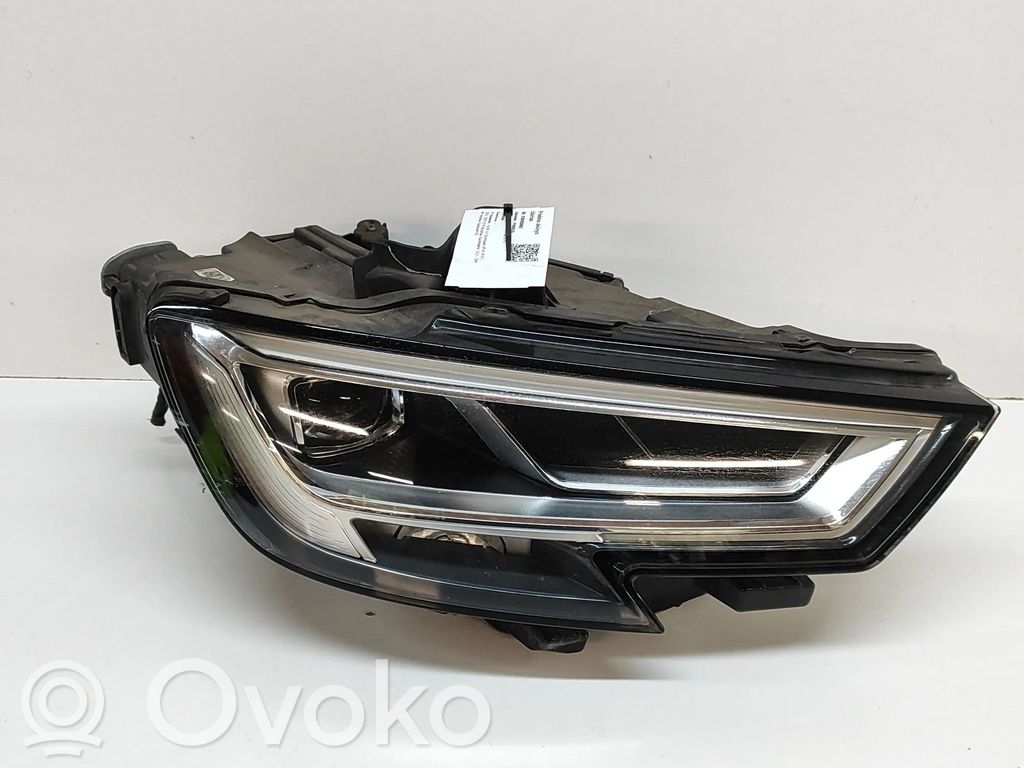 Audi RS3 Faro delantero/faro principal 
