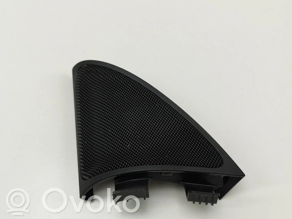 Mercedes-Benz E W213 Etuoven kaiutin