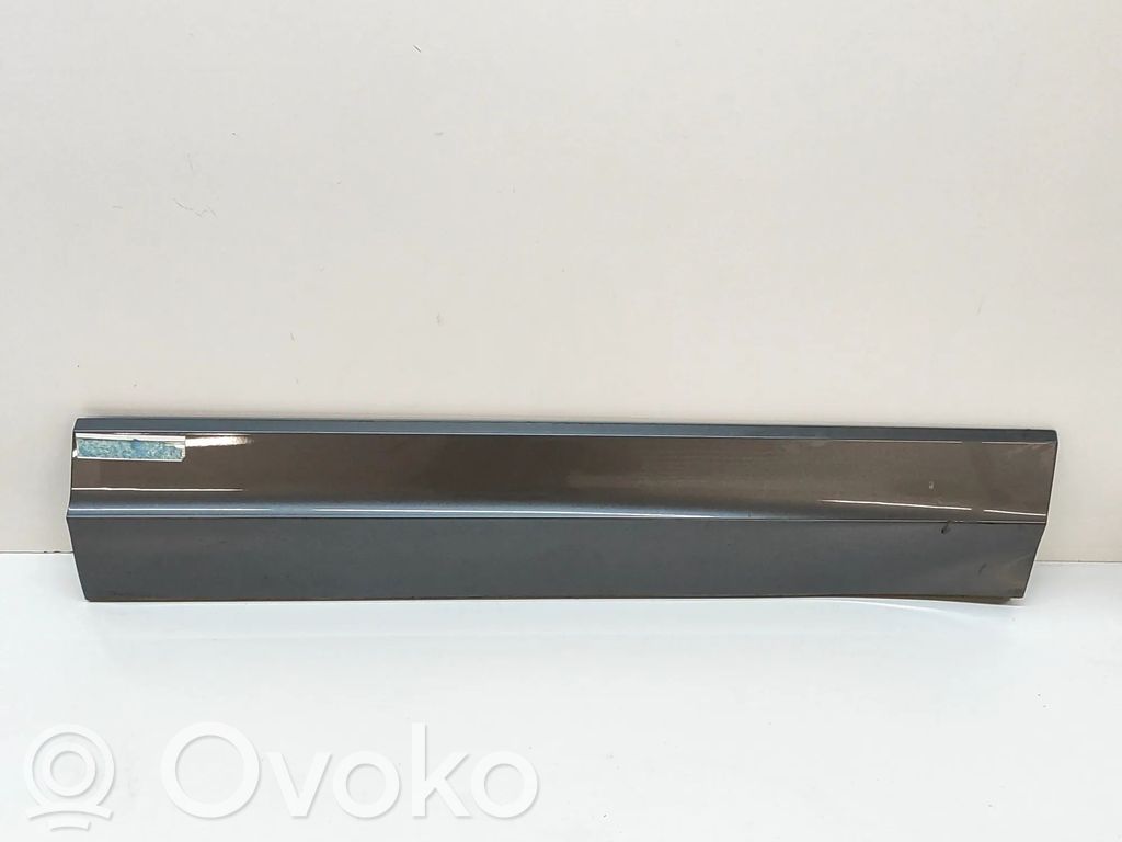 Volkswagen Touareg III Rivestimento della portiera anteriore (modanatura)