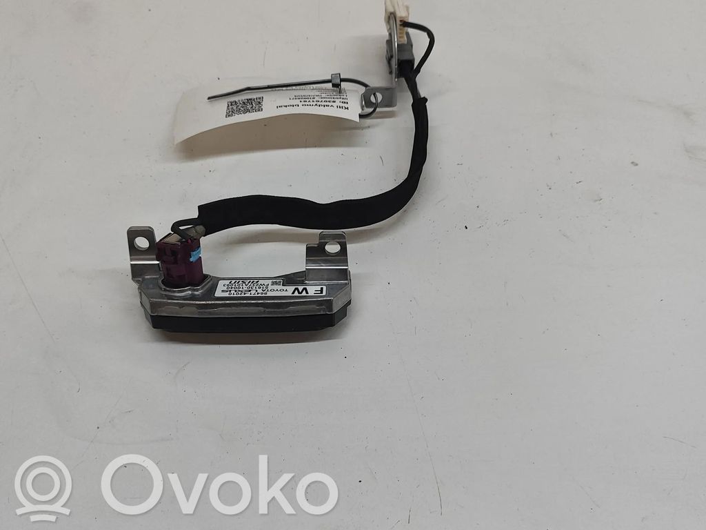 Toyota bZ4X Sonstige Geräte 