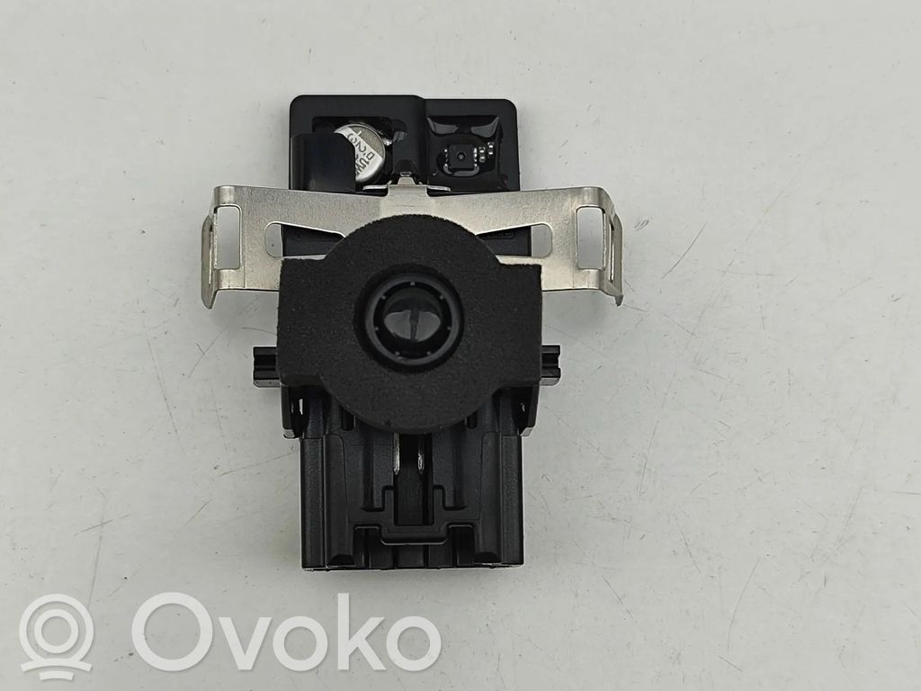 Ford Kuga III Öltemperatur Sensor Fühler Geber 