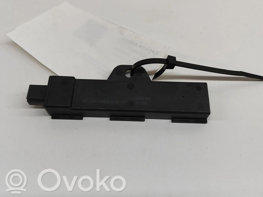 BMW 3 G20 G21 Keyless system antenna 