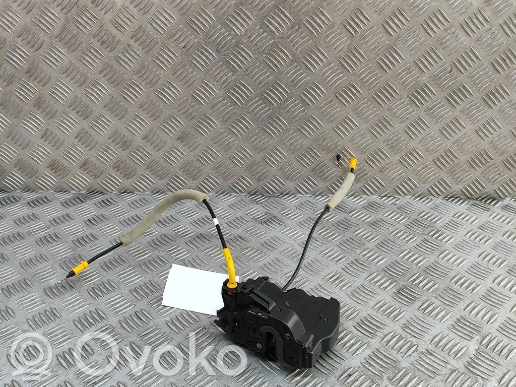 Jeep Avenger Zamek drzwi tylnych 