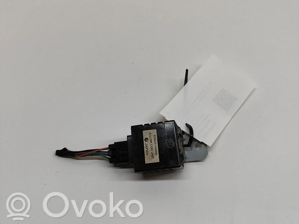 Módulo de luz LCM   83023FA000