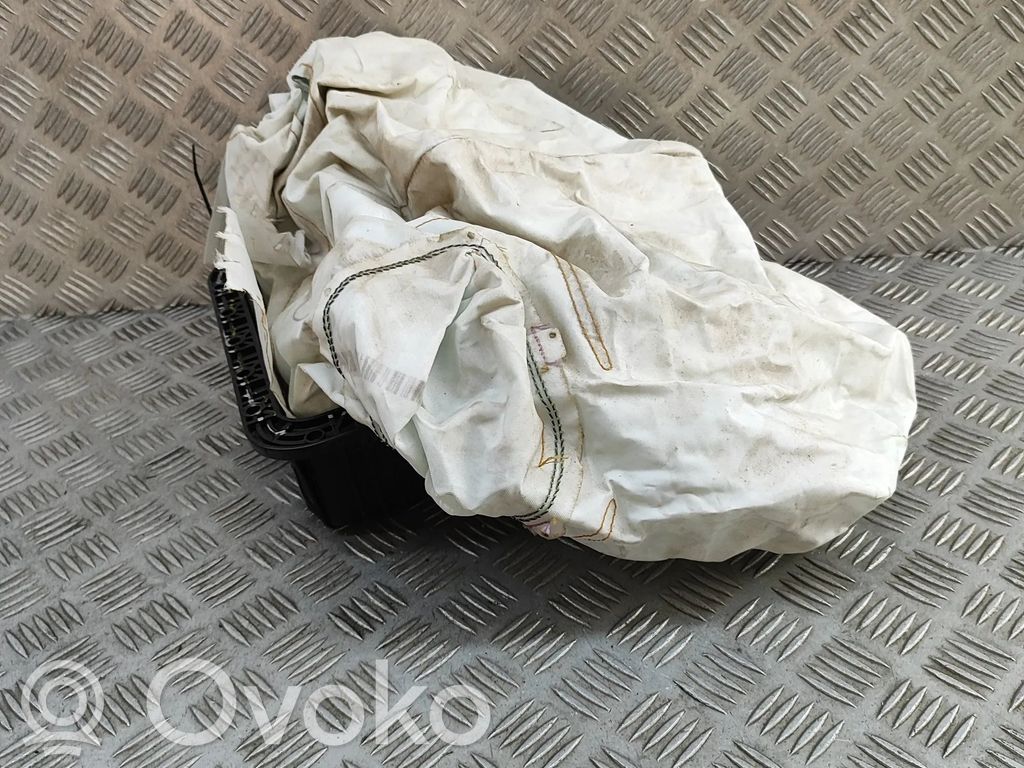 BMW X5 G05 Keleivio oro pagalvė 