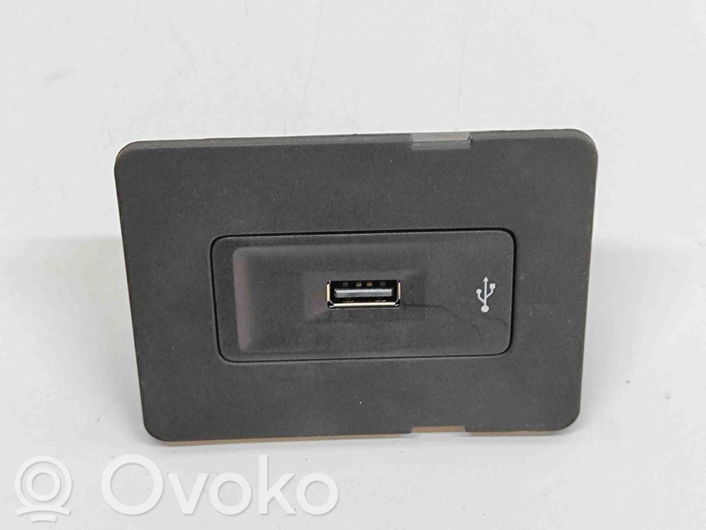 Porsche Boxster 982 Enchufe conector USB 