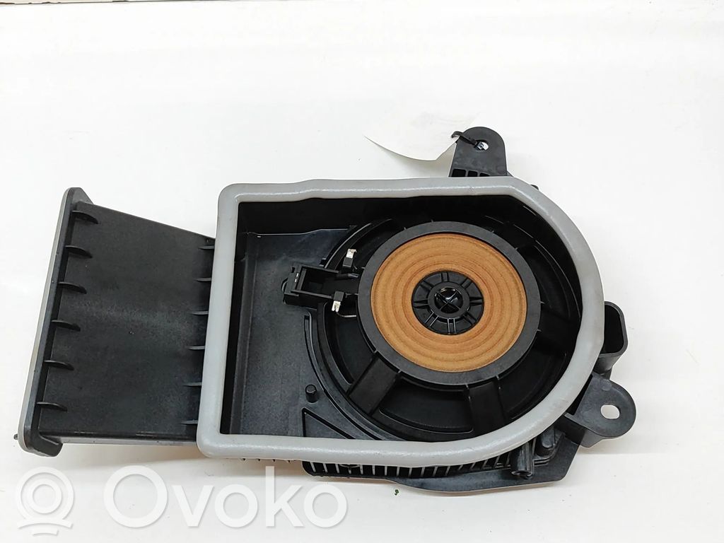 BMW X2 U10 Subwoofer 