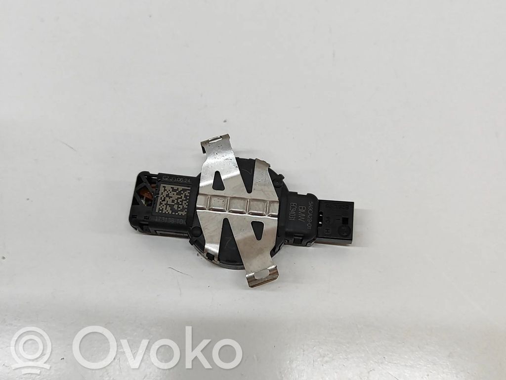 BMW X2 U10 Regensensor 