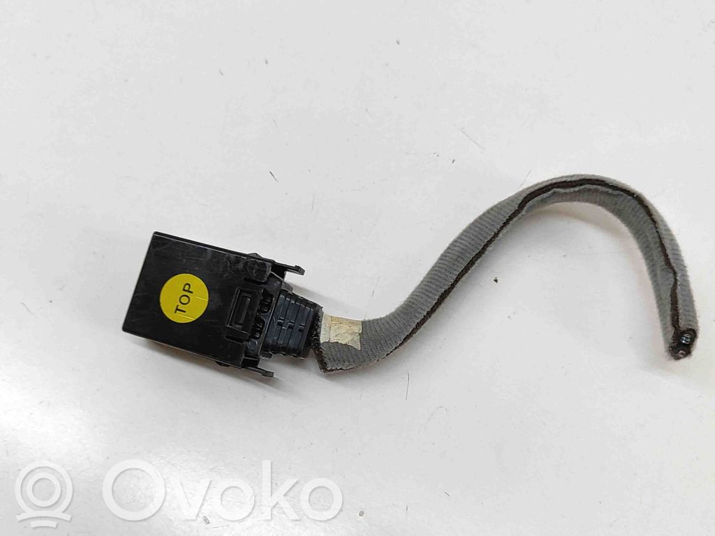 KIA Sportage Enchufe conector USB 