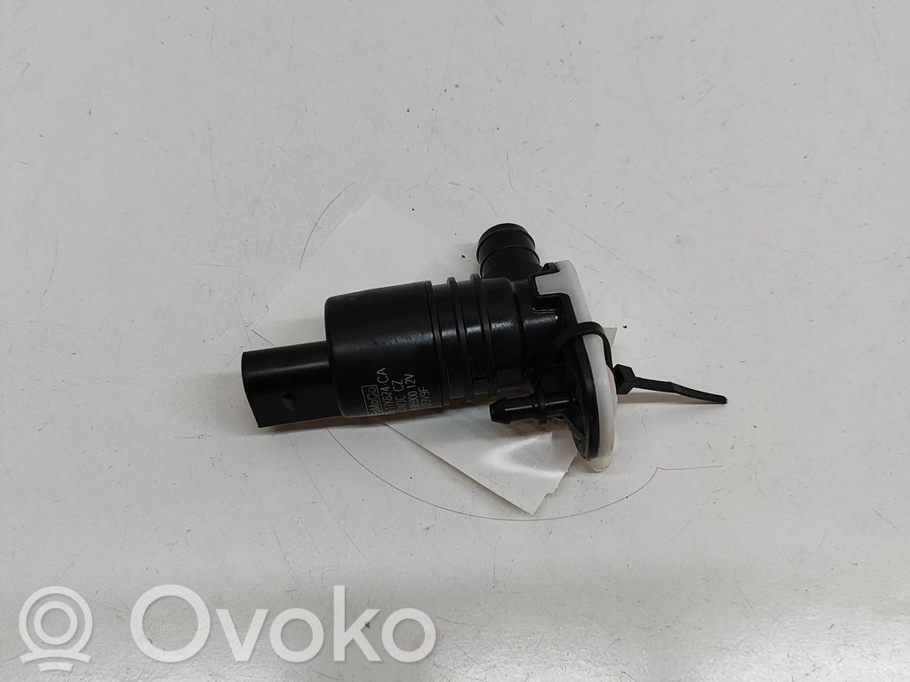 Ford Kuga III Windscreen/windshield washer pump 