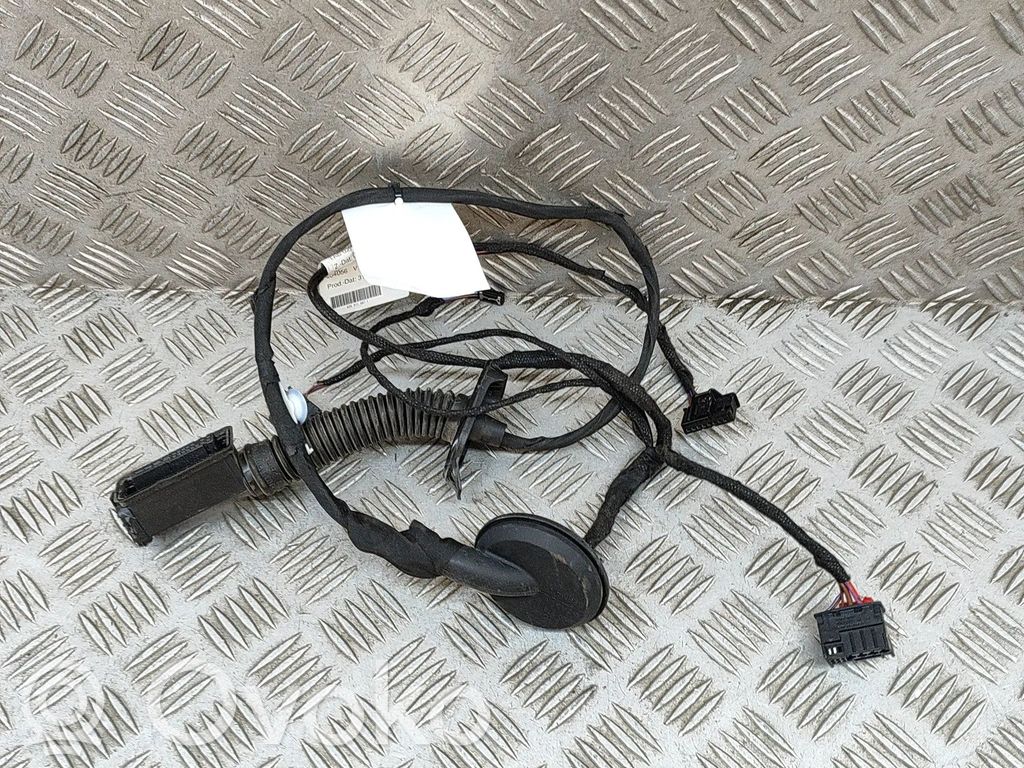 Cableado de puerta trasera   82G971687F