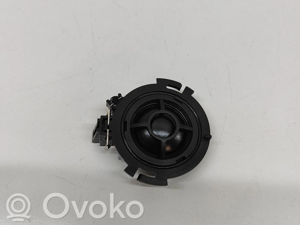 Audi A4 S4 B9 8W Altavoz de la puerta trasera 