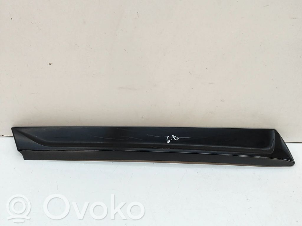 Audi Q7 4M Tailgate trim 