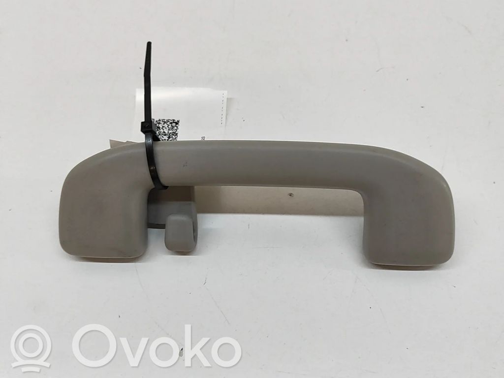 Toyota Yaris Cross Asidero interior trasero