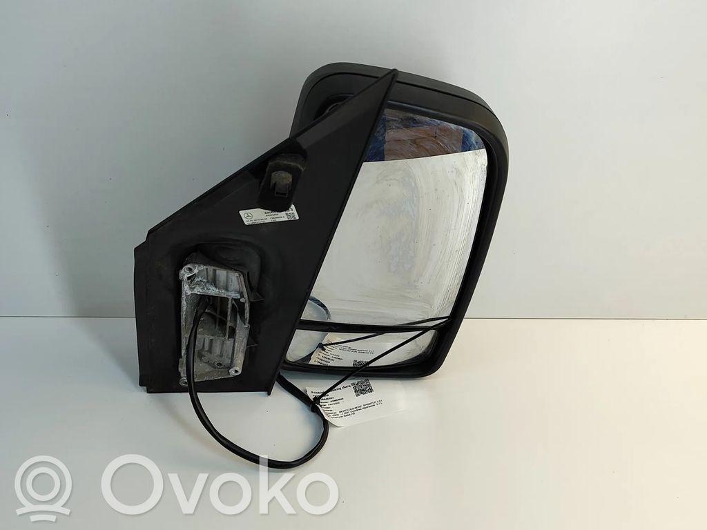 Elektryczne lusterko boczne drzwi przednich   A9068106693,A0008106119