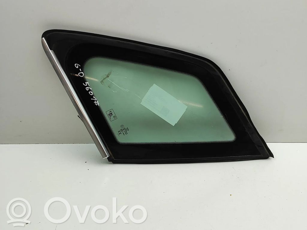 Rear side window   89A845298D