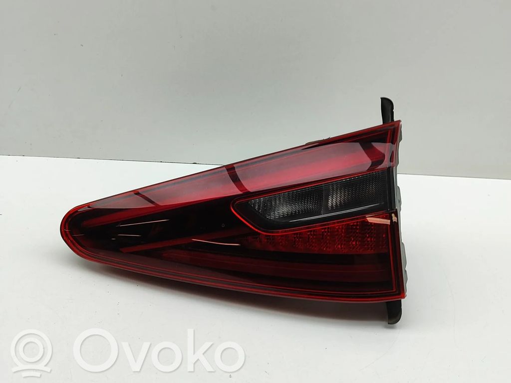 Alfa Romeo Stelvio Lampy tylnej klapy bagażnika 