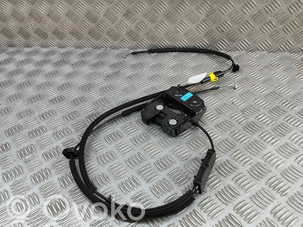 Alfa Romeo Stelvio Zagłówek fotela tylnego 