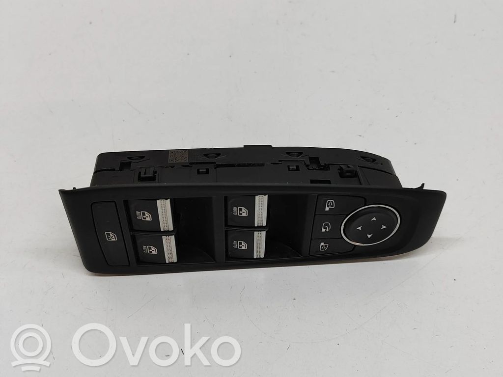 Renault Austral Electric window control switch 